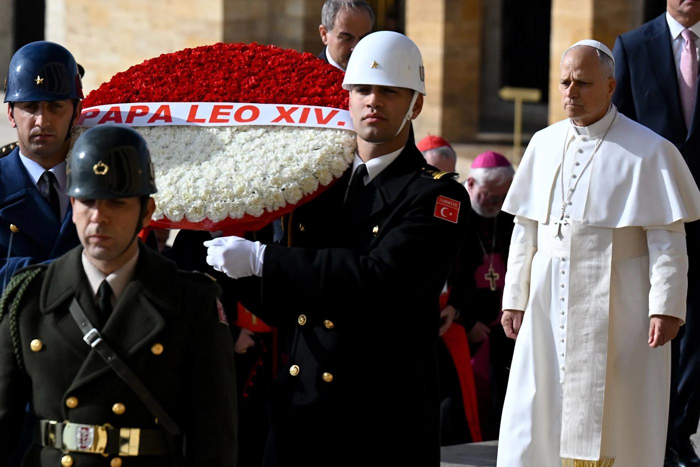 Povijesni trenutak: Papa Lav XIV u Istanbulu i Ankari