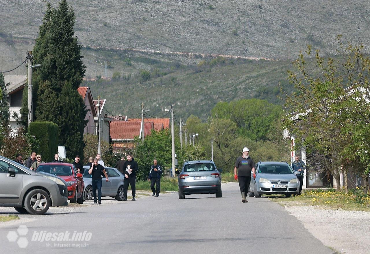 Okupljeni građani